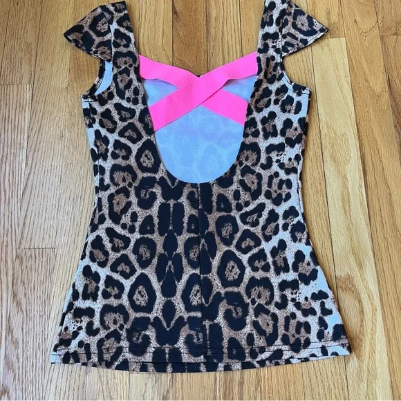 Leopard Top with Neon Pink Back - Picture 2 of 3